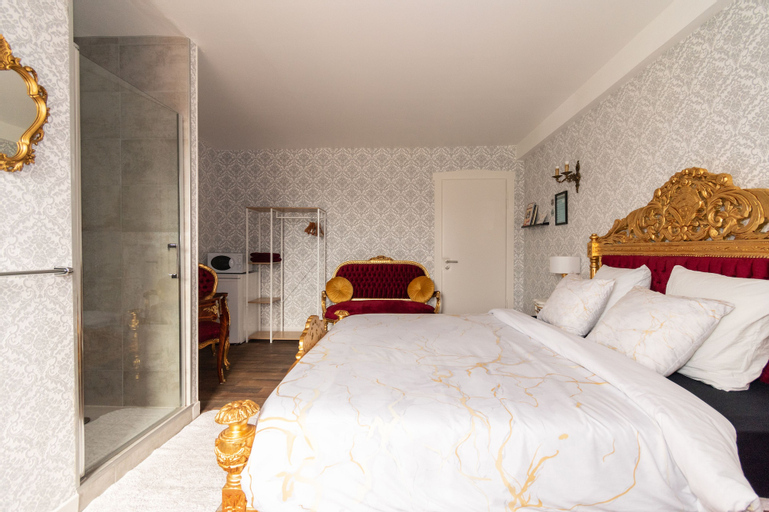 Bedroom 14