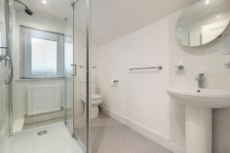 Bathroom 4, Plas Gwyn - Walk to Beach Parking Enclosed Garden, Pembrokeshire