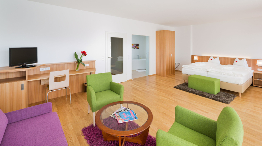 Bedroom 3, At the Park Hotel, Baden