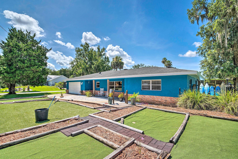Exterior & Views 1, Crystal River Retreat w/ Mini-golf Course!, Citrus