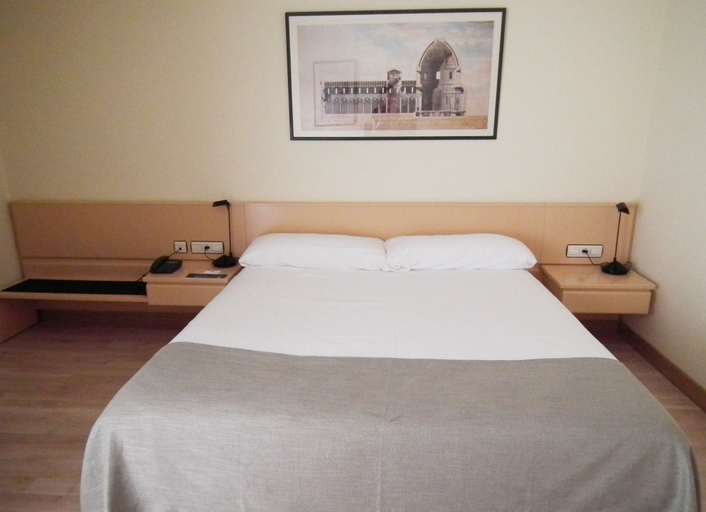 Bedroom 2, Hotel AR Parquesur, Madrid