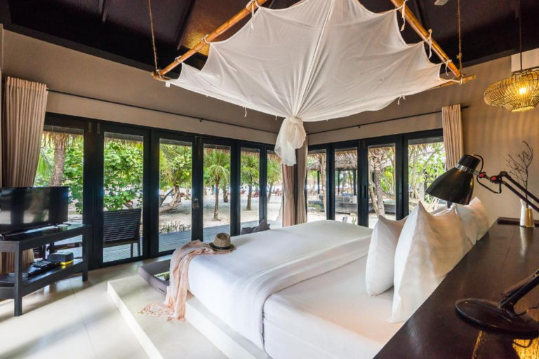Bedroom 3, The Sevenseas Resort, Kantrang