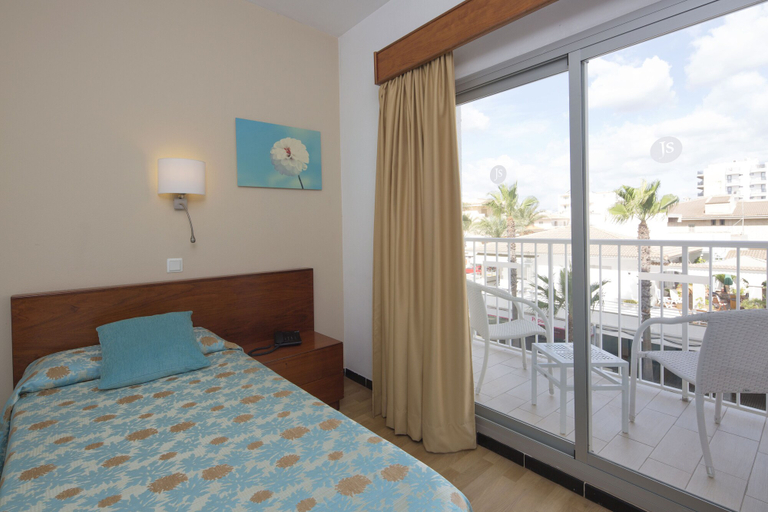 Bedroom 4, Hotel JS Miramar, Baleares