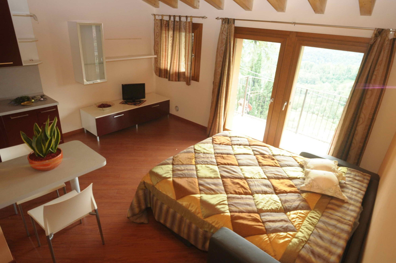 Bedroom 2, La Marina Resort, Bergamo