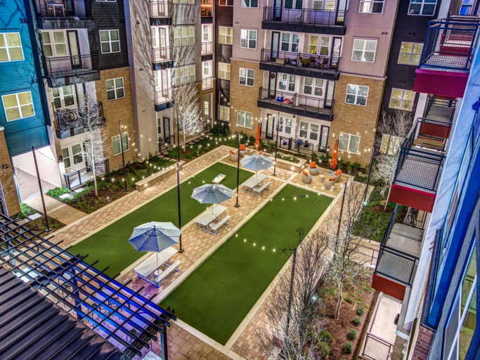 Room 3, Luxe 1BR King Suite Close to Downtown w Fast Wifi, Travis
