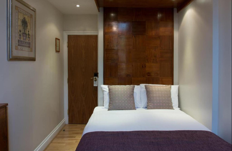 Bedroom 3, Garden View Hotel, London