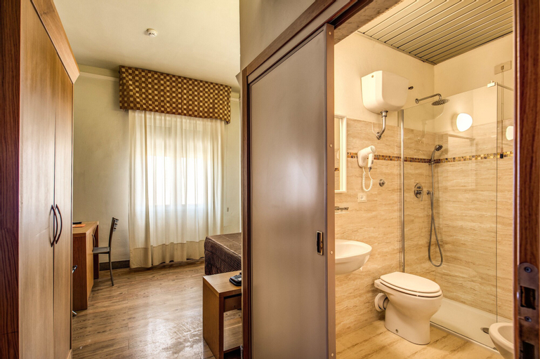 Bathroom 4