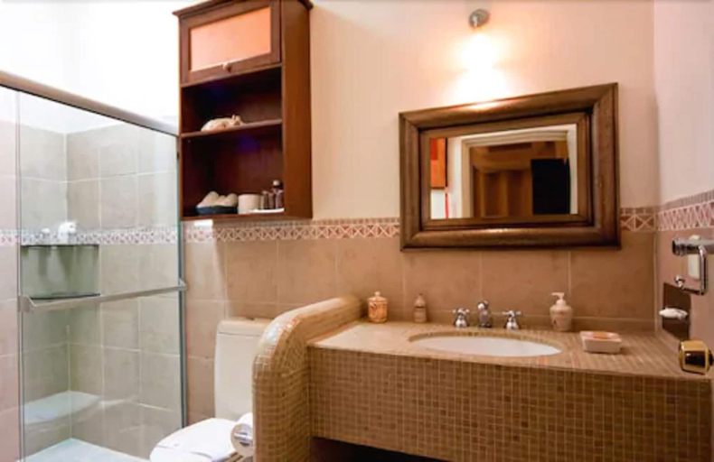 Bathroom 3, El Chante Spa Hotel, Jocotepec