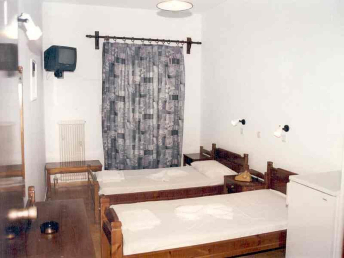 Bedroom, Elena Apartments 'The Family', Crete