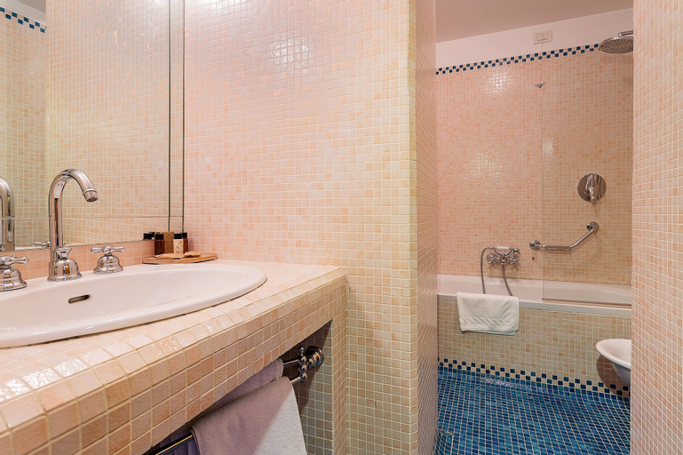 Bathroom 5