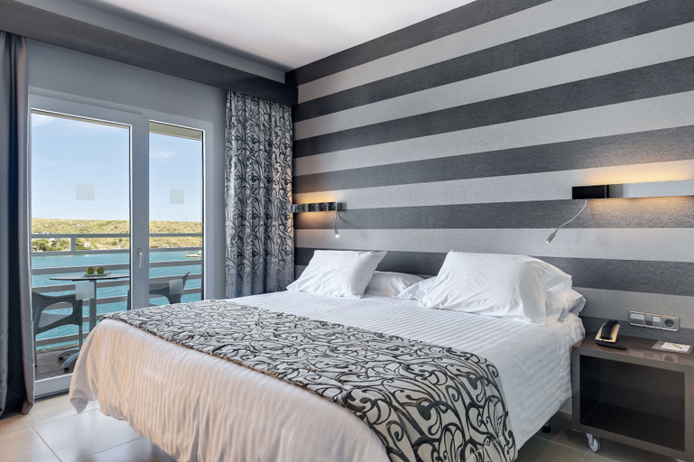 Bedroom 3, Barceló Hamilton Menorca - Adults Only, Baleares