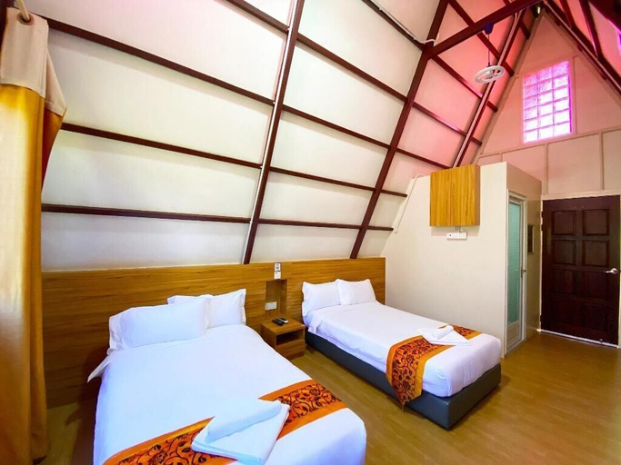 Bedroom 3, Dreamland Beach Holiday, Kudat