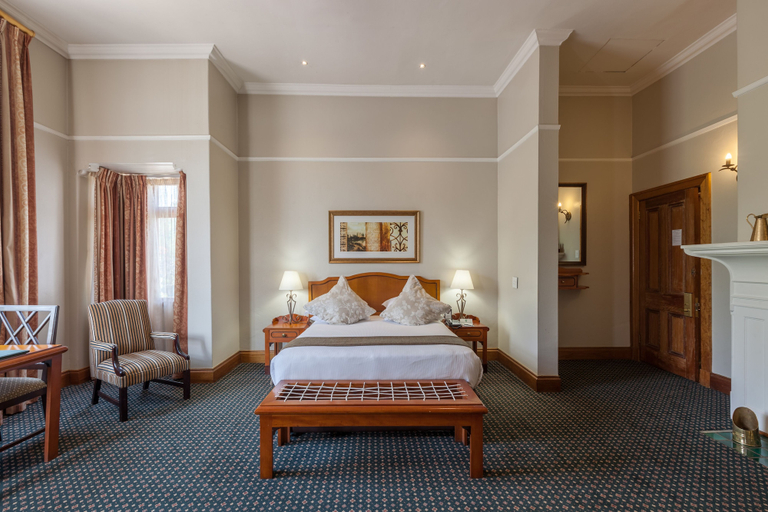 Bedroom 3, Courtyard Hotel Arcadia, City of Tshwane