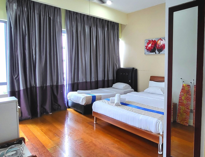 Bedroom 13