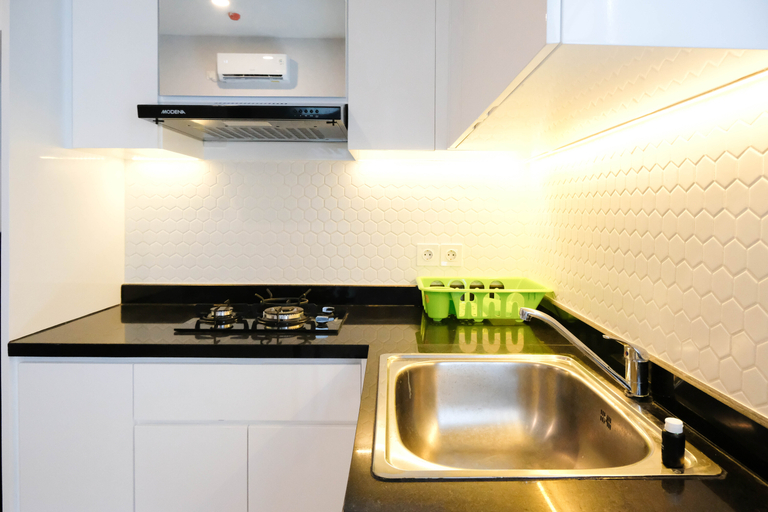 Others 4, Comfortable 2BR at Apartment Bess Mansion By Travelio, Surabaya