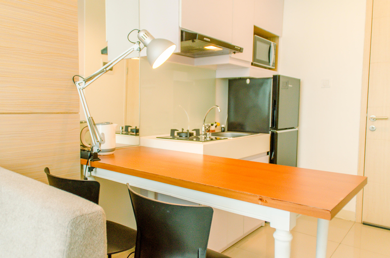 Bedroom 5, Comfort and Minimalist 1BR at Tree Park City BSD Apartment By Travelio, South Tangerang