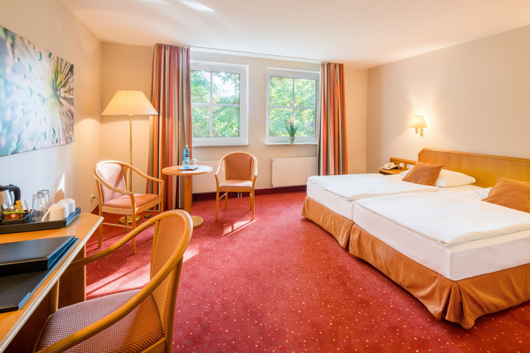 Bedroom 3, Parkhotel Diani, Leipzig