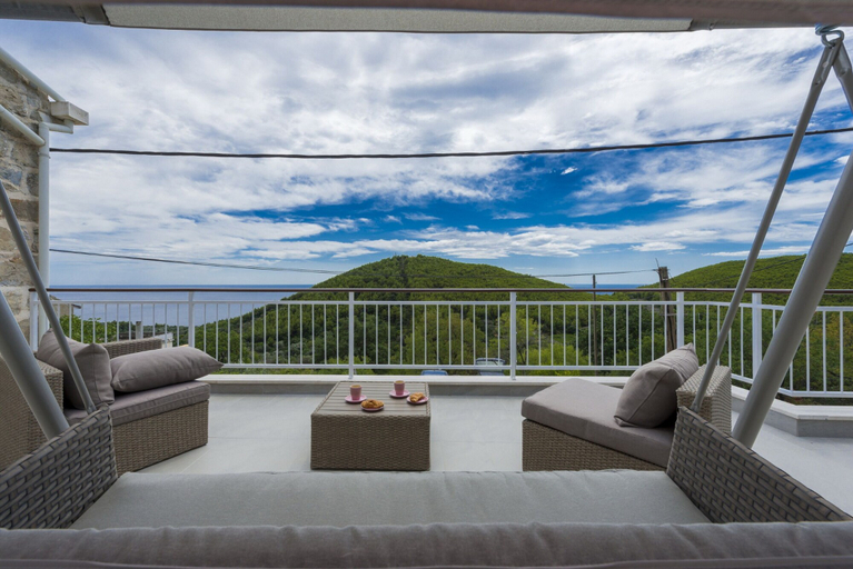 Others 5, Villa Dundo Pero, Mljet