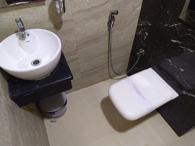 Bathroom 4