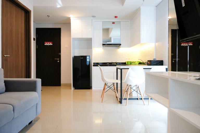 Others 3, Comfortable 2BR at Apartment Bess Mansion By Travelio, Surabaya