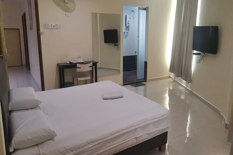 Bedroom 9