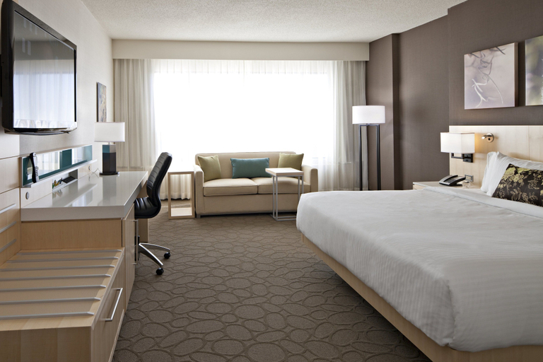 Bedroom 3, Delta Hotels by Marriott Edmonton South Conference Centre, Division No. 11