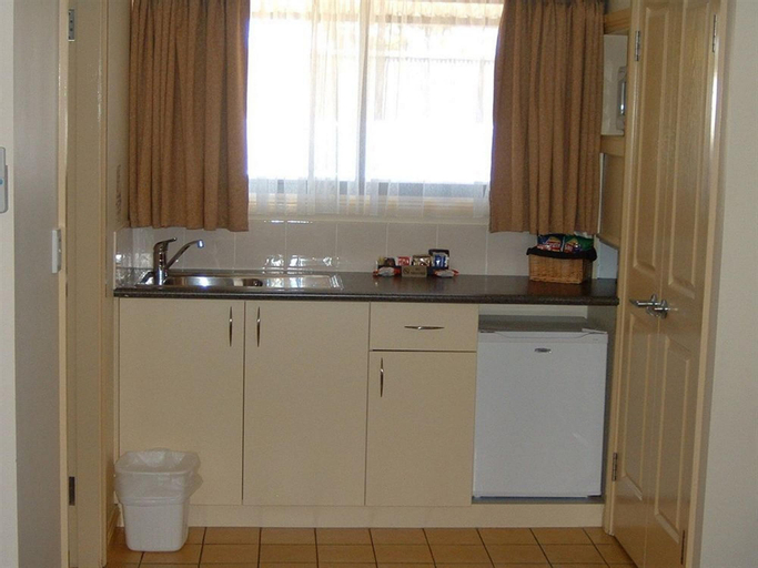 Dining Room 6