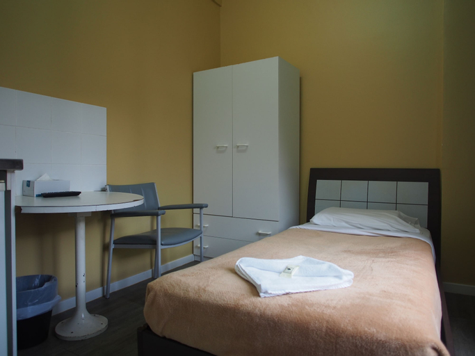 Bedroom 5
