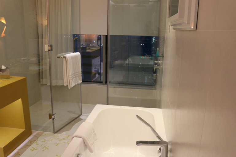 Bathroom 6