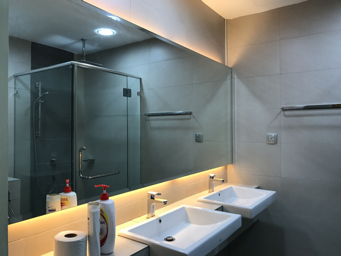 Bathroom 4