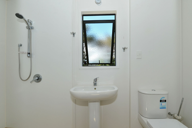 Bathroom, La Grange, Far North