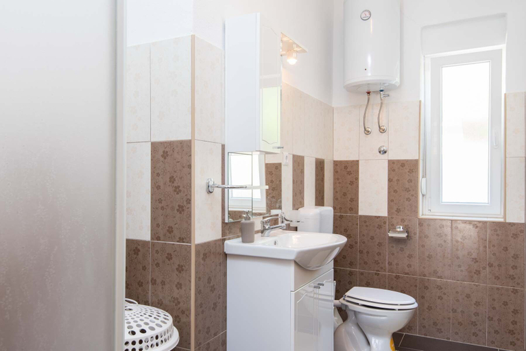 Bathroom 4, Villa Kosta, Orebić