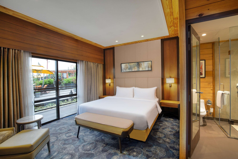 Bedroom 4, Radisson Blu Resort Dharamshala, Kangra