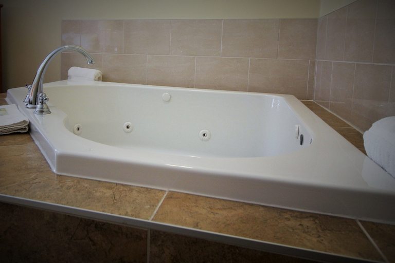 bathroom 8