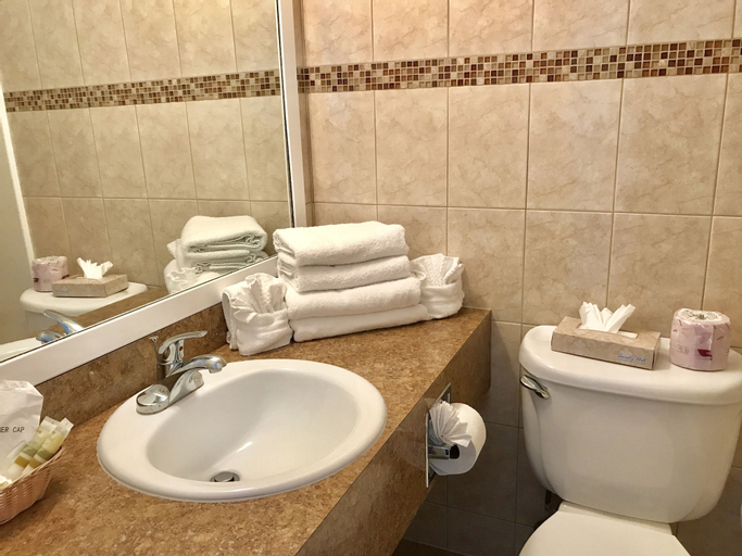 Bathroom 4