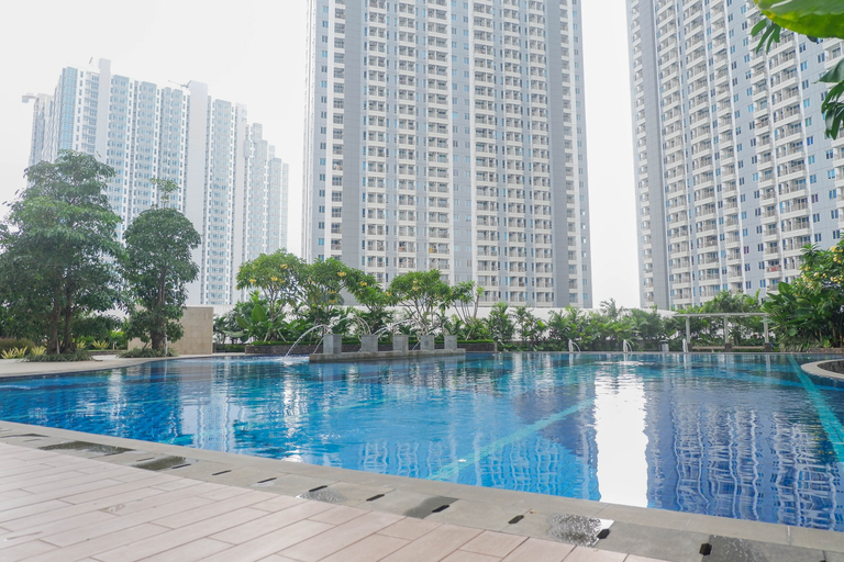 Sport & Beauty, Spacious Studio at La Riz Supermall Mansion Apartment By Travelio, Surabaya