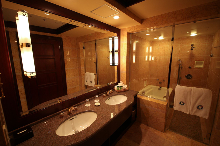 Bathroom 4, Mito Plaza Hotel, Mito