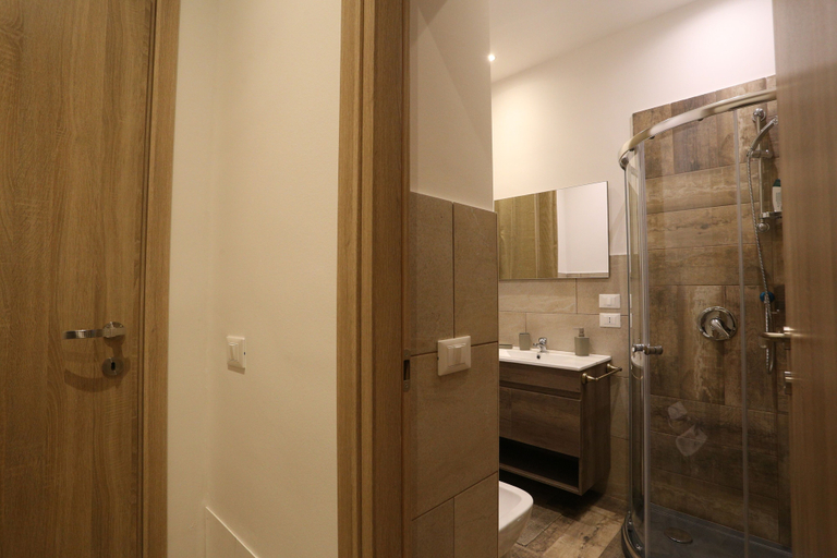 Bathroom 4, BELLA PALERMO, Palermo