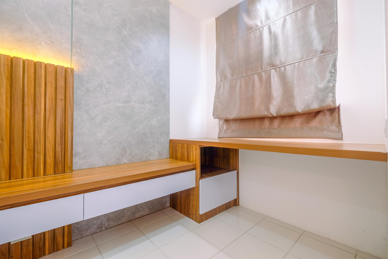 Bathroom 4, Comfort and Cozy Living Studio at Kaliana Apartment By Travelio, Bogor