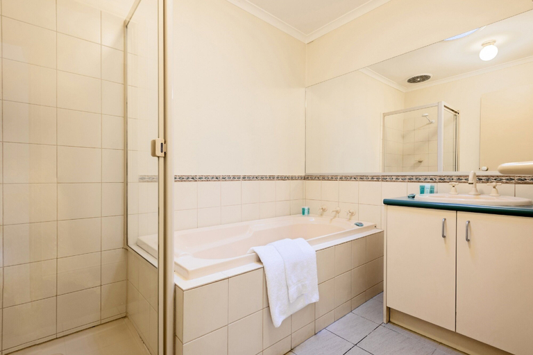 Bathroom 3, Mt Waverley Townhouses, Melbourne