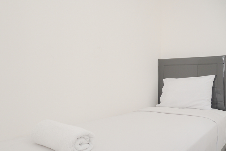 Bedroom 12