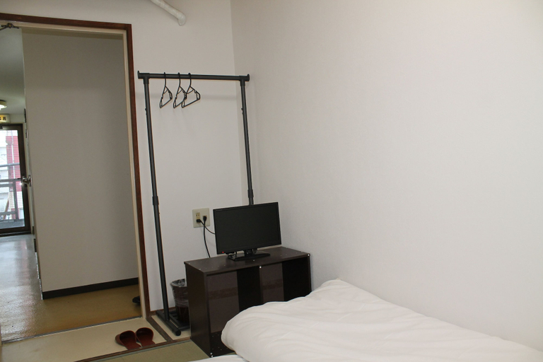 Bedroom 3, Hotel Beaver 2, Osaka