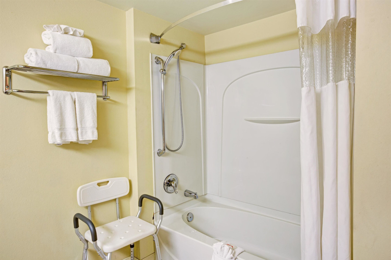 Bathroom 4, Ramada by Wyndham Anchorage, Anchorage