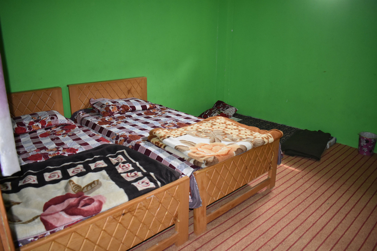 Bedroom 5, Mid Valley Guest House, Gujranwala