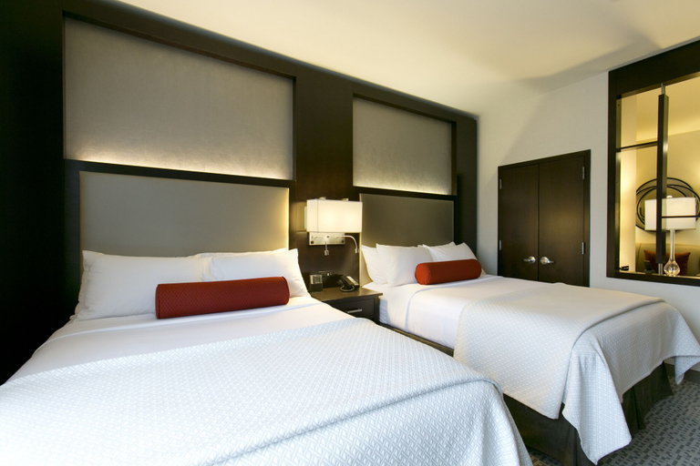 Bedroom 3, Cambria Hotel & Suites - White Plains Downtown, Westchester