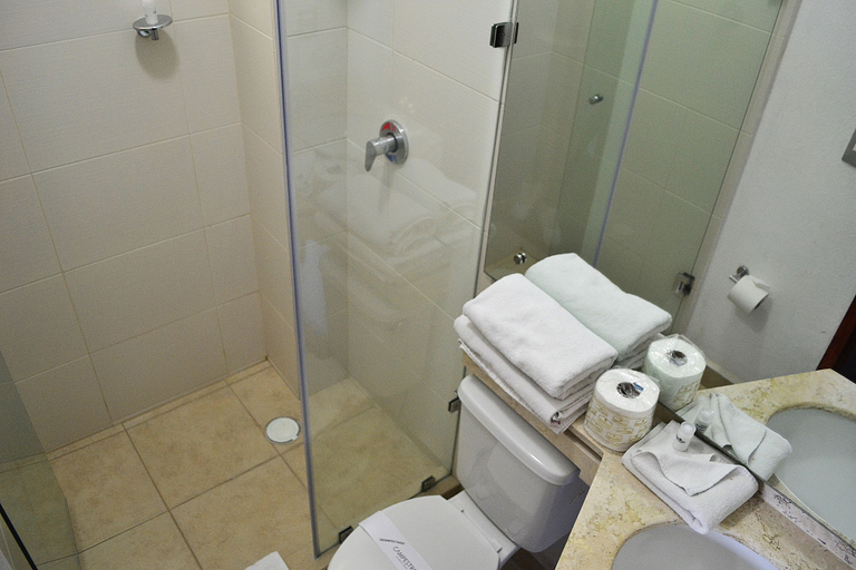 Bathroom 4, Hotel Campestre Inn, León