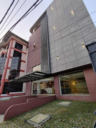 Exterior & Views 2, The Trios Hotel, Ernakulam