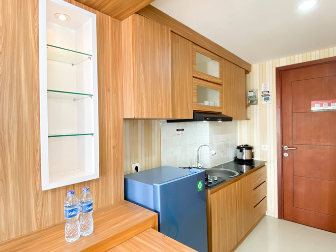 Others 4, Cozy Stay Studio at Tamansari Mahogany Karawang Apartment By Travelio, Karawang