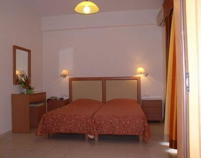 Bedroom 2, Evagellina, Crete