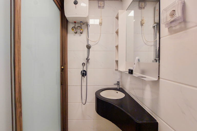 Bedroom 3, Minimalist Designed and Homey Stay Studio at Sky House BSD Apartment By Travelio, South Tangerang